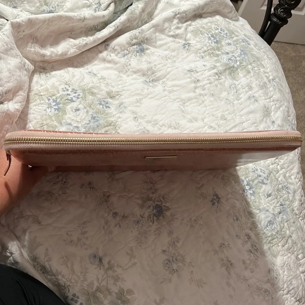 💻 Kate Spade Pink Glitter Laptop Case / Sleeve